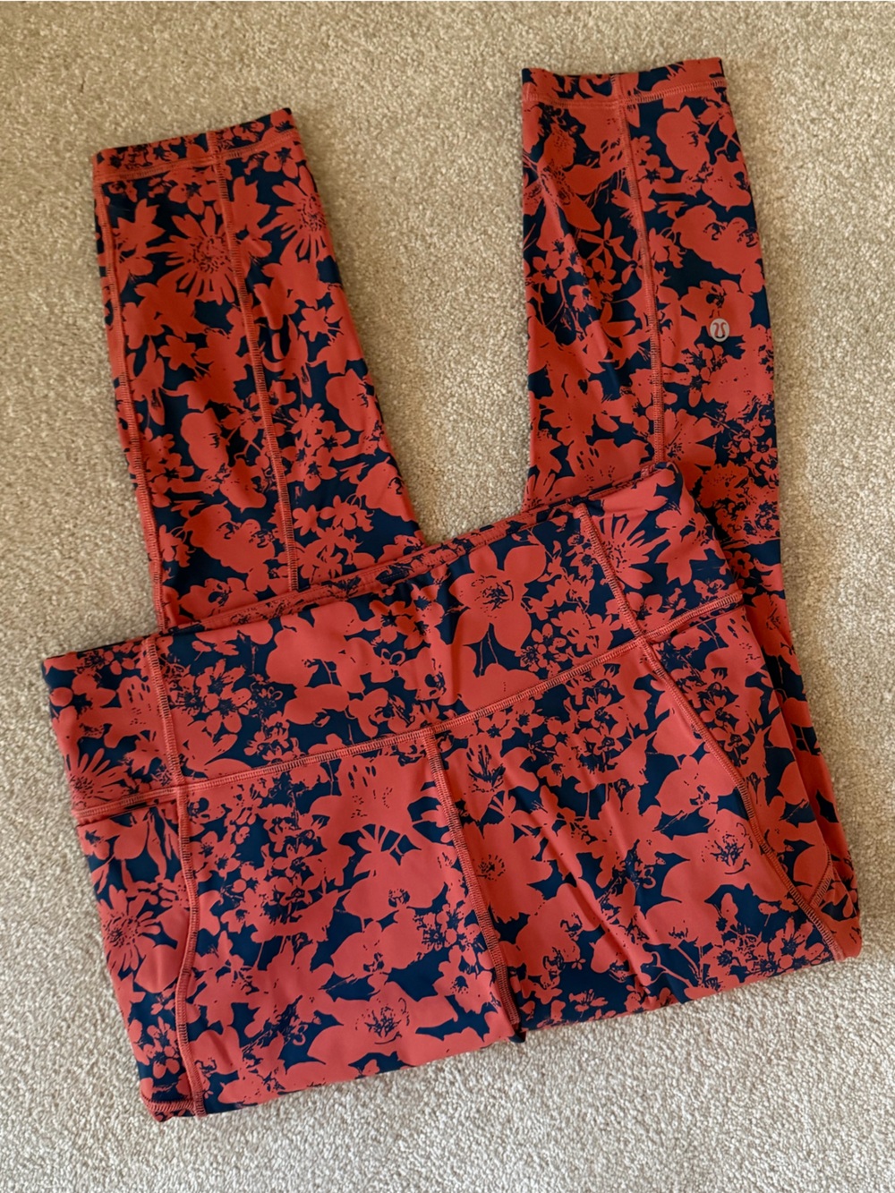 Lululemon rare leggings size 10